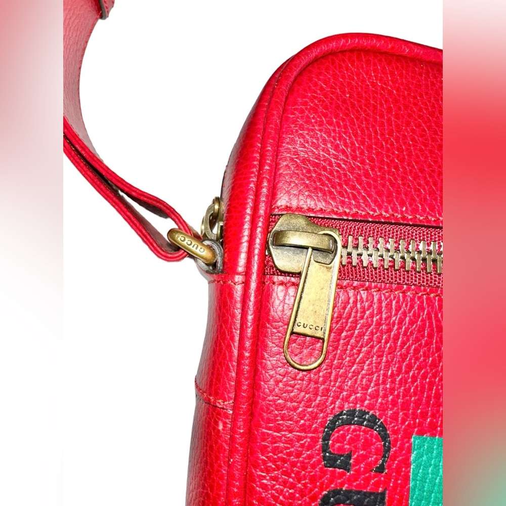 128-24 Preloved Gucci Cripto Print Messenger - Picture 7 of 15